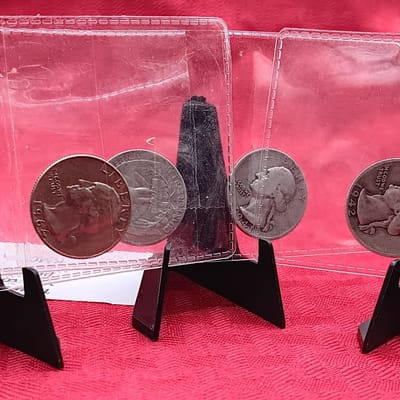 Six pre-1964 quarters & dime contains 1.157 Silver - additional view