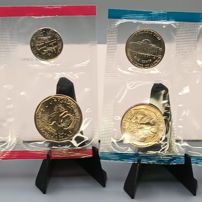 1979 US Mint Uncirculated Coin Set 12 Coins P & D  - additional view