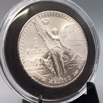 1982 Onza 1oz ,999 Silver Mexican Libertad