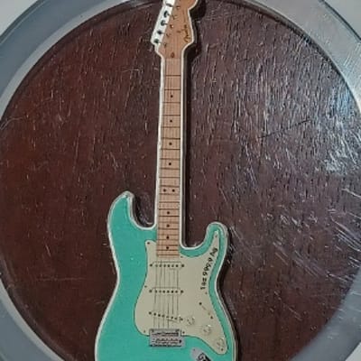 🎸 2022 Fender Stratocaster Green 1oz Silver Coin - additional view