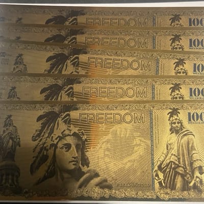 (1) 2023 Freedom Aurum 100mg Pure 24k Gold Note Liberty Valarum - additional view