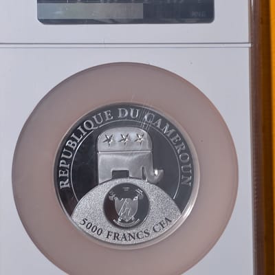 2020 Cameroon S5000F Donald Trump 5 ounce PF 70 UL - additional view