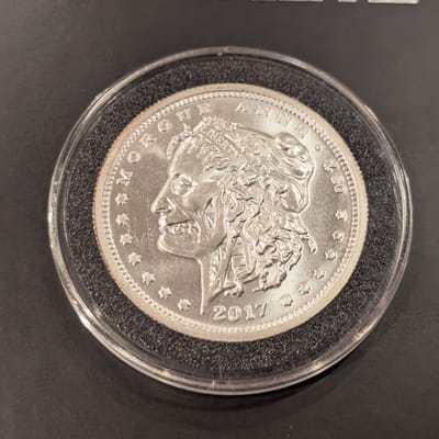 Zombucks Morgue Anne - additional view