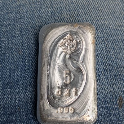 CritnMint 5ozt Hand poured bar - additional view