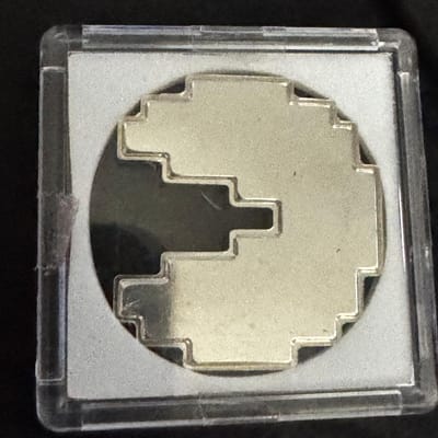 2021 Pac-Man Two Dollars Public Seal of Niue .999  - additional view