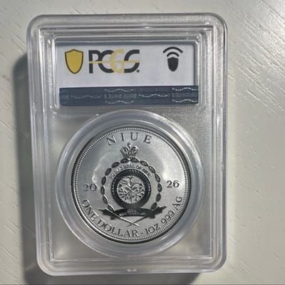 Niue 1oz Silver Earths Reflection PR70 Limited - additional view