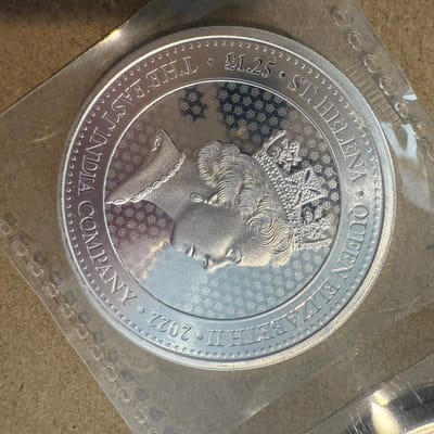 Saint Helena 1.25 oz Silver Rose Crown Guinea - additional view