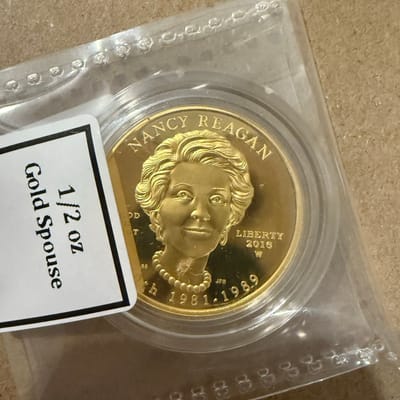 2016-W $10 GOLD SPOUSE Nancy Reagan