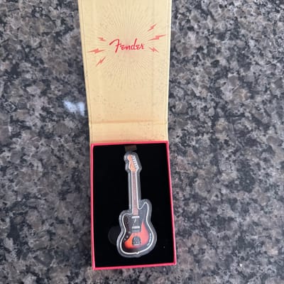 1oz .999 Fine Silver Pamp Fender Jaguar Guitar
