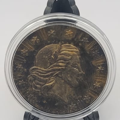 1981 World Wide Mint American Eagle 1oz 999 FINE Silver art bar round