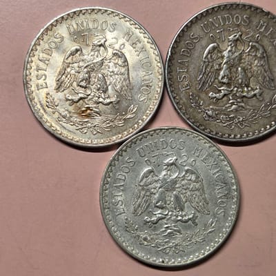 3 Un Peso 1932-1943 Mexican Silver 0.3856 oz - additional view