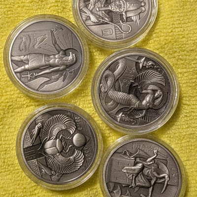 2 oz Egyptian Gods Series Osiris UHR Antiqued - additional view