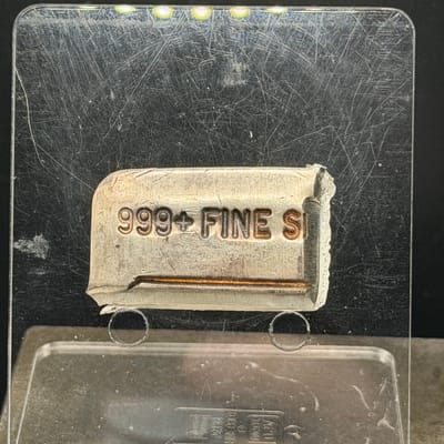 Engelhard Cut portion of P Loaf