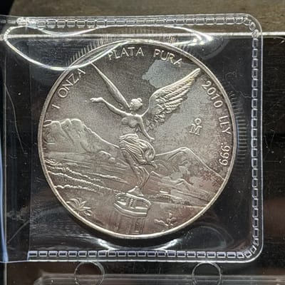 2010 Libertad Silver 1oz / Onza BU ~ Lot 48