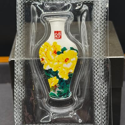 Chinese Yellow & Green Flower Vase 10 Gram Silver