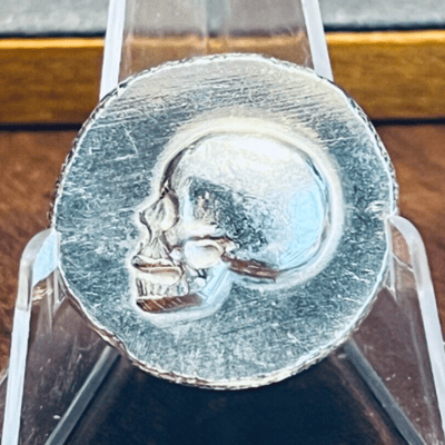 Wild Pig Pours ~  Skull 0.75oz Round