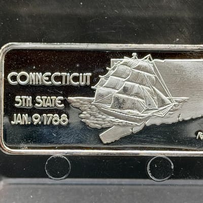 1975 Connecticut 5th State Hamilton Mint - additional view