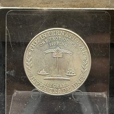 NEAR SPOT Silver 1oz 999 America Silver Trade Unit - additional view