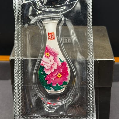 Chinese Pink & Green Flower Vase 10 Gram Silver