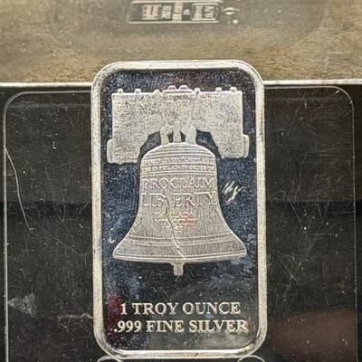 NEAR SPOT Silver 1oz SD Bullion We the People Bar - additional view