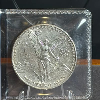 1992 LIBERTAD 1 ONZA SILVER ROUND ~ 1OZ ~ LOT B