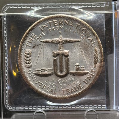 1974 International Universal Trade Unit 1oz Round