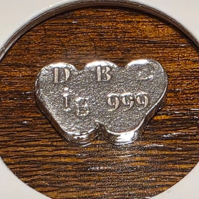 WhatNot "W" (Dimebag Dave) - Hand Poured 1.2g - additional view