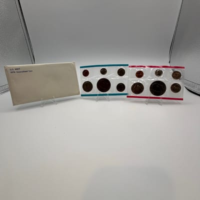 1776-1976 US Mint P&D Uncirculated Mint Set OGP