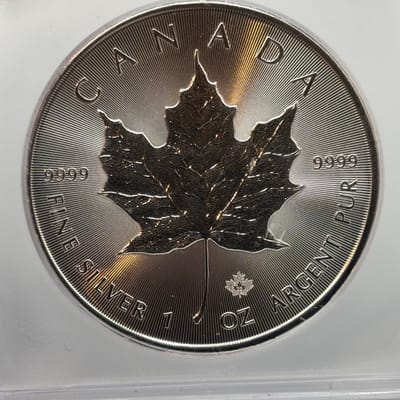 2022 Canada 1oz .9999 Silver w/Maple Privy ICG 69+
