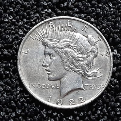1922 Peace Dollar - P - Cleaned