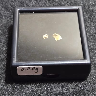Natural Gold Nuggets - 0.20 Grams Total - 22k - additional view
