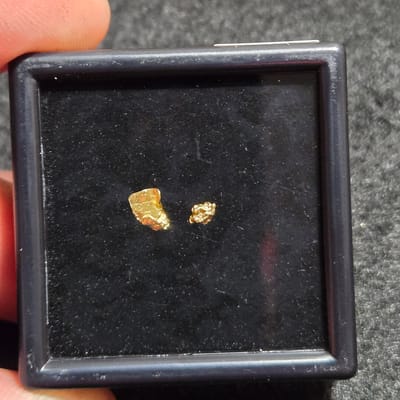 Natural Gold Nuggets - 0.20 Grams Total - 22k