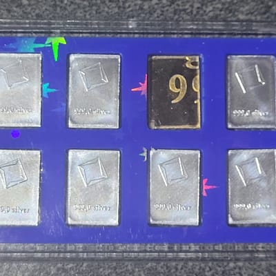 The Prepper Packet - Blue - additional view
