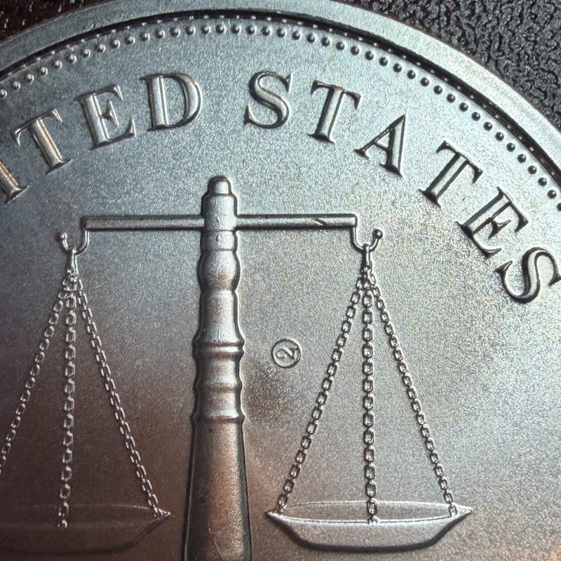 Vintage Johnson Mathey 1 oz .999 Silver Round USA Justice Scales Balance Beam - Image 5