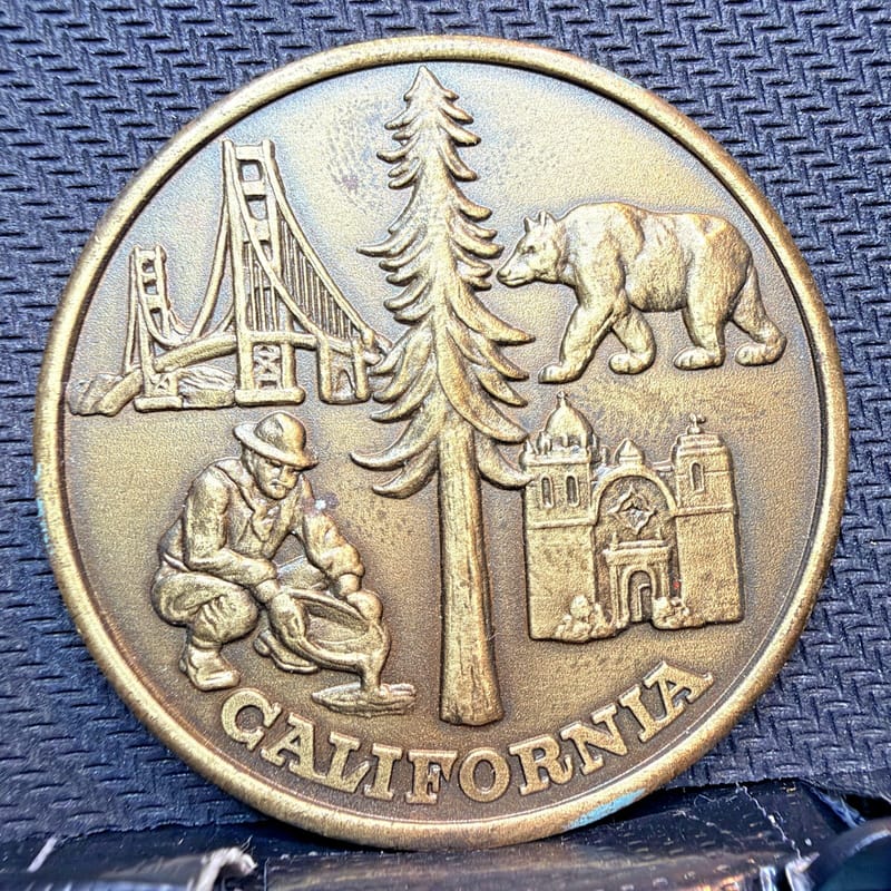 California Non-Local Statehood Capital Gold Panning Medal Token 00892 - Image 1