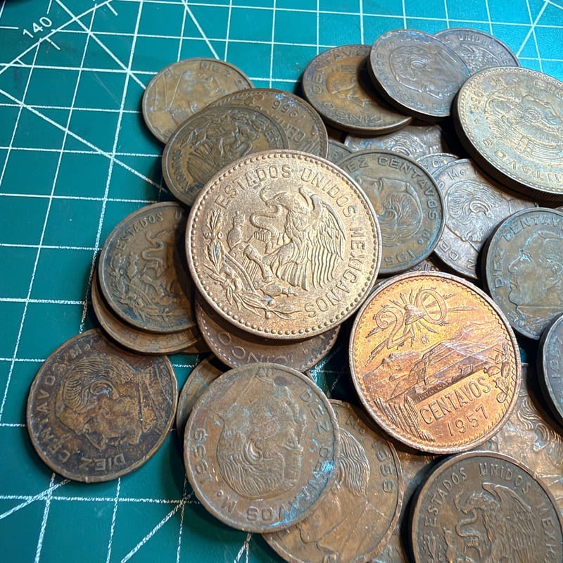 Mexico Coin Lot 1 Silver Peso, 5, 10, 20 Centavos With AU/BU Cuauhtémoc 00900 - Image 7