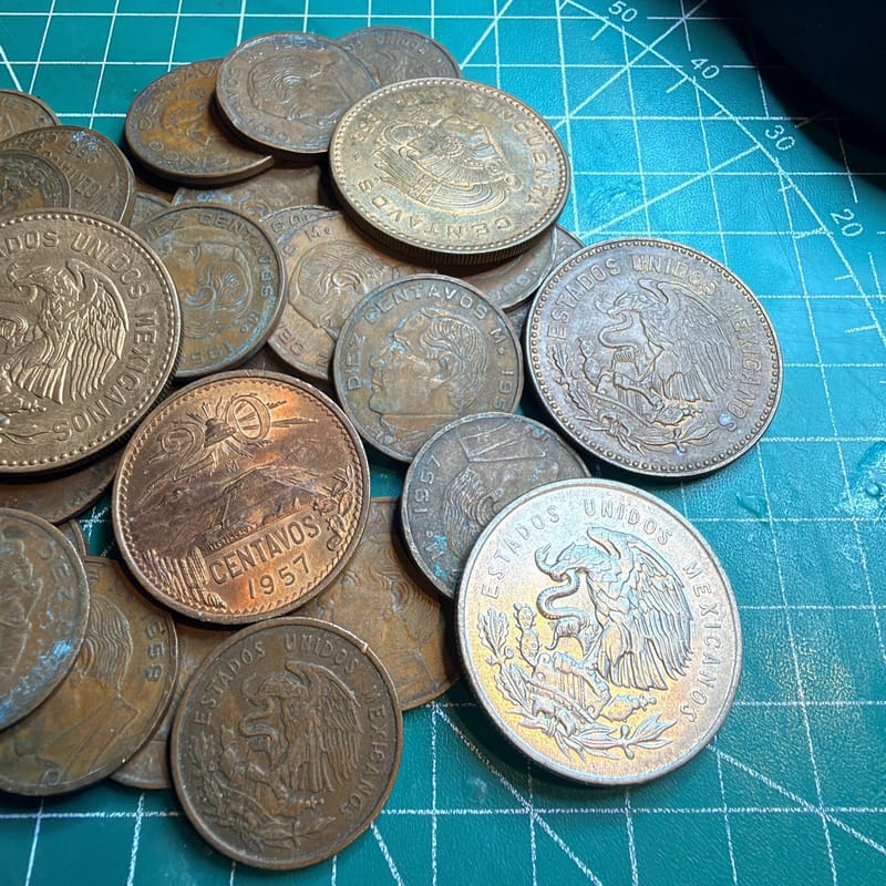 Mexico Coin Lot 1 Silver Peso, 5, 10, 20 Centavos With AU/BU Cuauhtémoc 00900 - Image 8