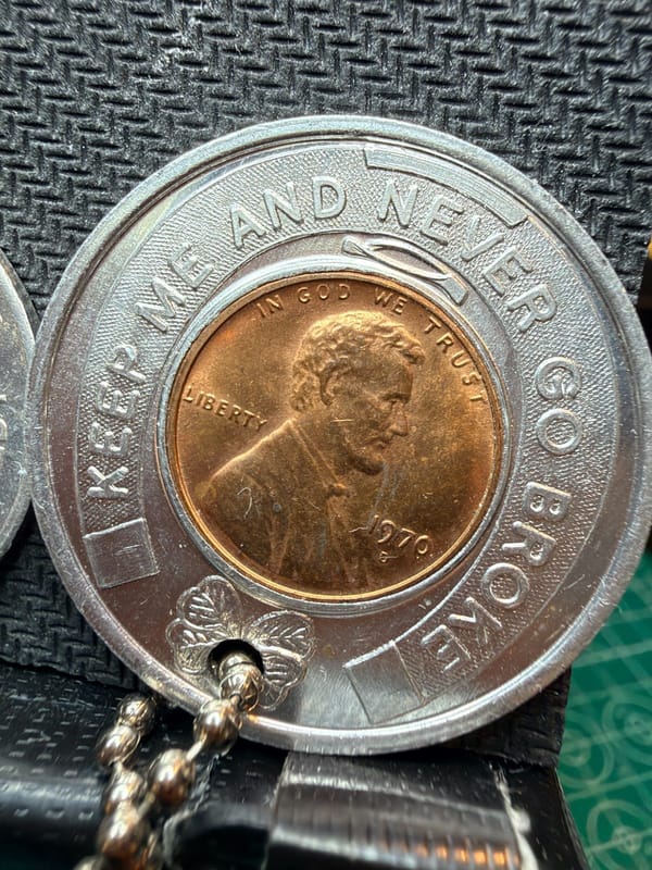 Vintage Encased Penny LOT Las Vegas Club Casino & Doctor Drake's Cent 00912 - Image 6