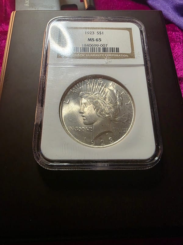 1923 S$1 Peace Dollar MS65 - Image 3
