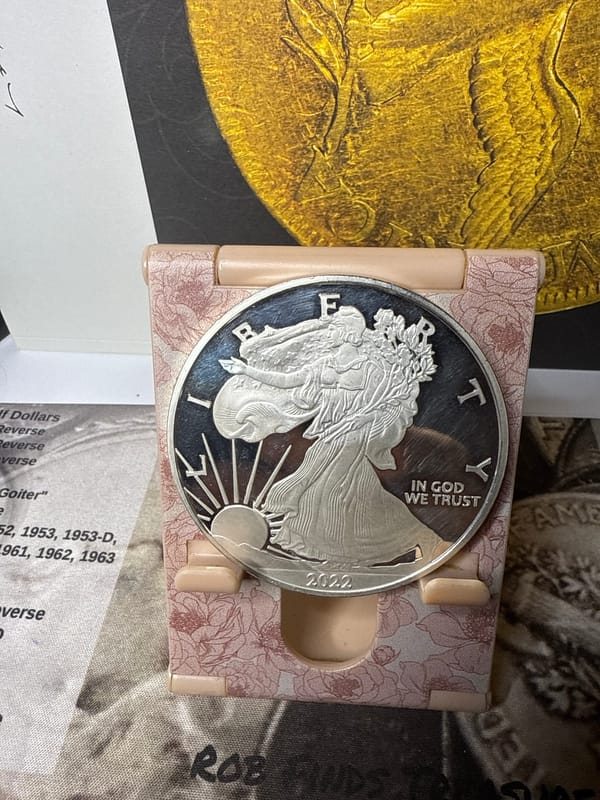 1/4 LB Giant  quarter 2022 silver eagle - Image 2