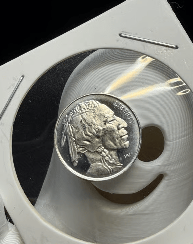 1/10 oz .999 Silver Round Buffalo Design - Image 1