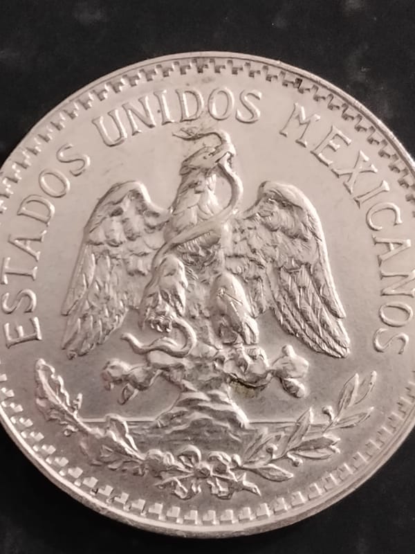 Silver better date 1935 Mexico 50 Centavos AU - Image 4