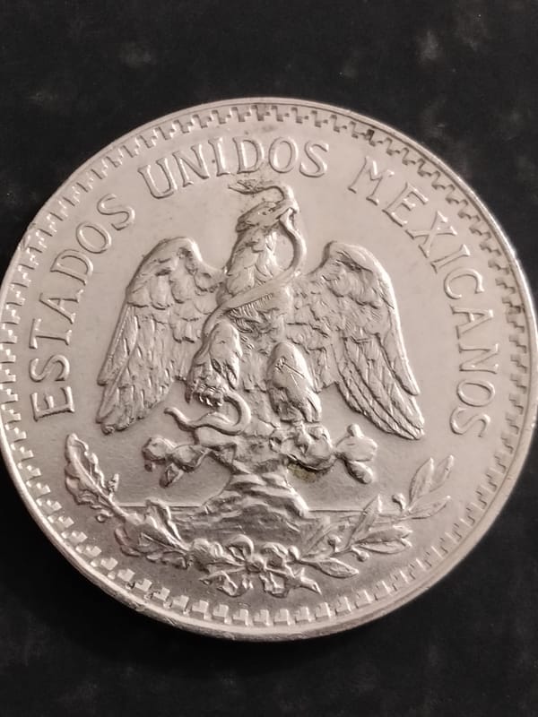 Silver better date 1935 Mexico 50 Centavos AU - Image 2