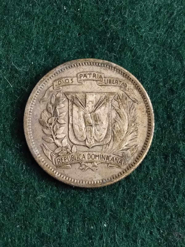 Silver 1951 Dominican Republic 25 Cent Low Mintage - Image 7