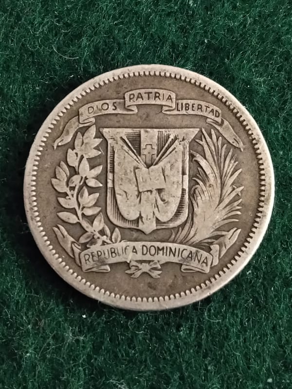Silver 1947 Dominican Republic 25 Centavos - Image 4