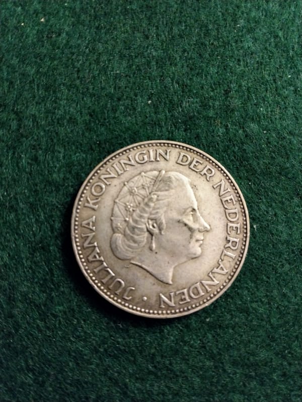 Silver 1959 Netherlands 2.5 Gulden Queen Juliana  - Image 5
