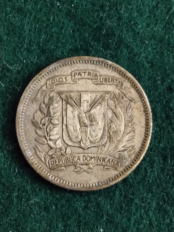 Silver 1951 Dominican Republic 25 Cent Low Mintage - Image 6