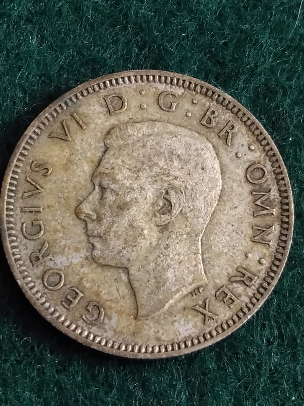 Silver 1943 WW2 UK One Shilling Scottish variant - Image 3