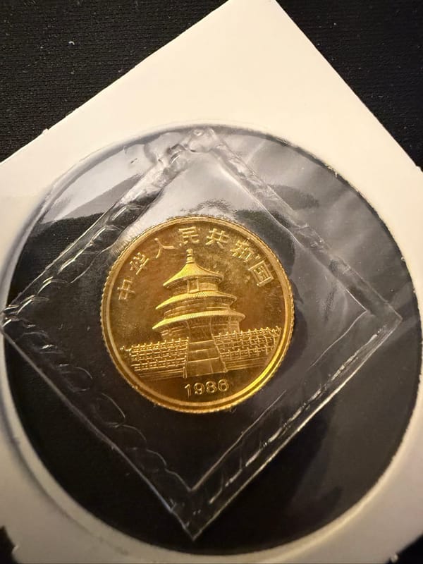 1986 10 Yuan 1/10oz Gold Panda .999 coin - Image 2