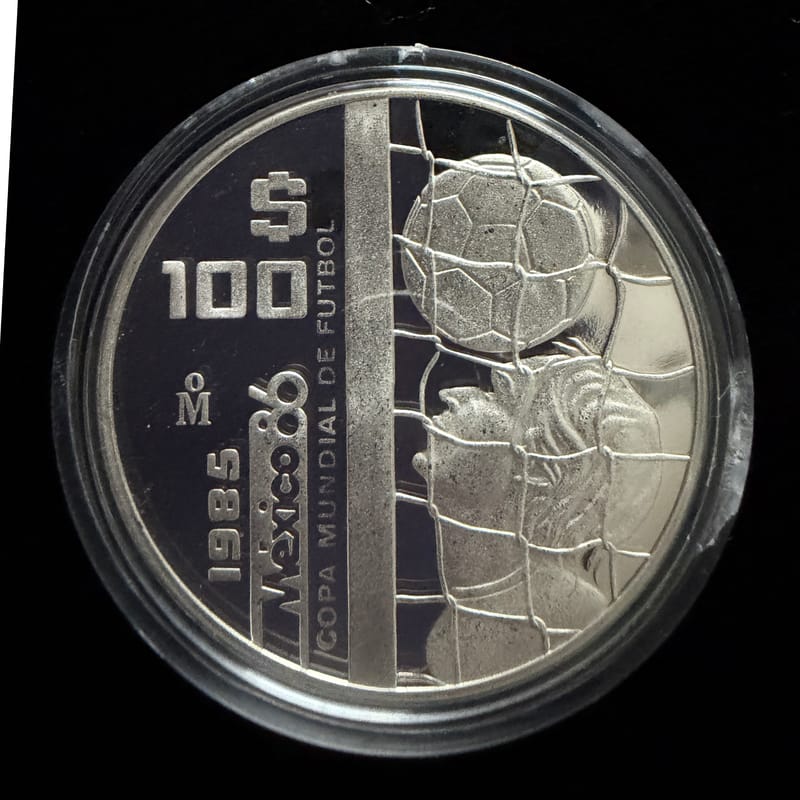 1985 Mexico 100 Pesos 86 World Cup 1 oz Silver - Image 3